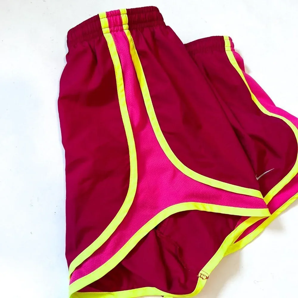 Nike Womens Pink Dri-Fit Tempo Athletic Lightweight Breathable Running Shorts S